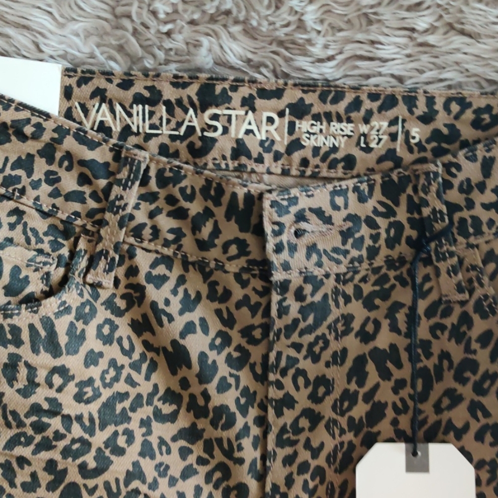 Pants - Picture 2 of 10